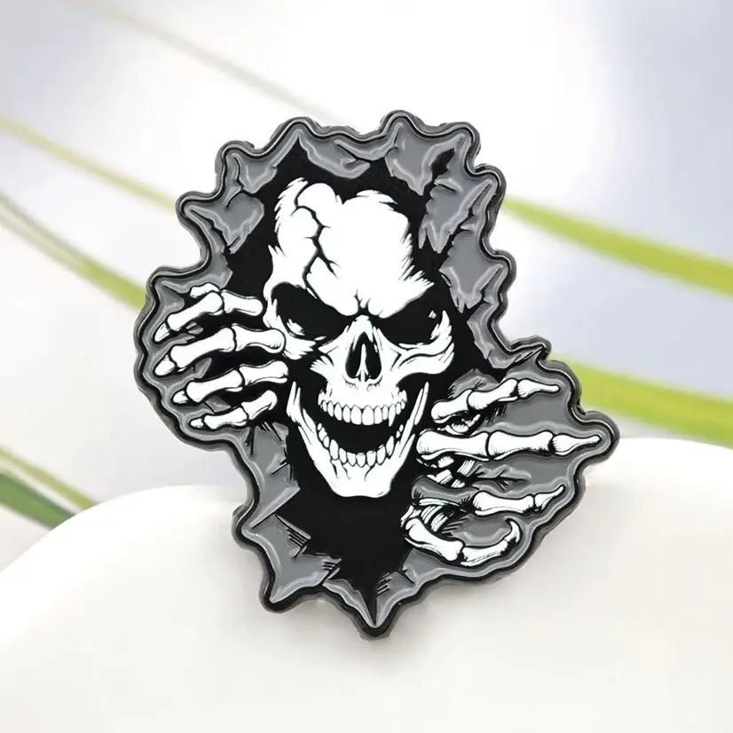 Gothic Skull Enamel Pin Ripped Wall Skeleton Hands Brooches Punk Rock Lapel Badges Heavy Metal Jewelry Gift for Backpack Hat