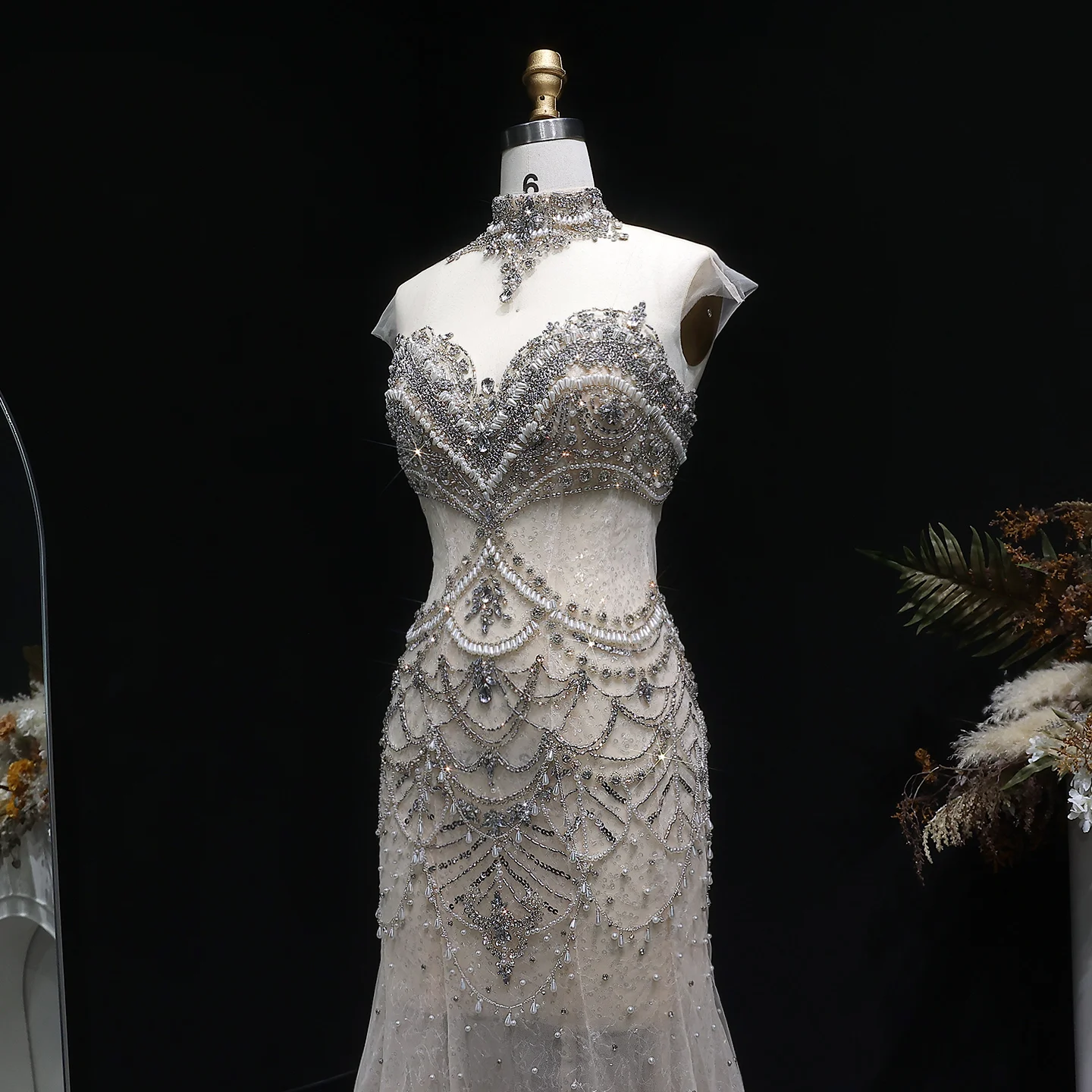 Sharon Said Dubai Champagner Hochgeschlossenes Abendkleid mit Perlenbesetzter Meerjungfrauen-Silhouette Damen Formelles Ballkleid SS380 Maßanfertigung – Detail 4
