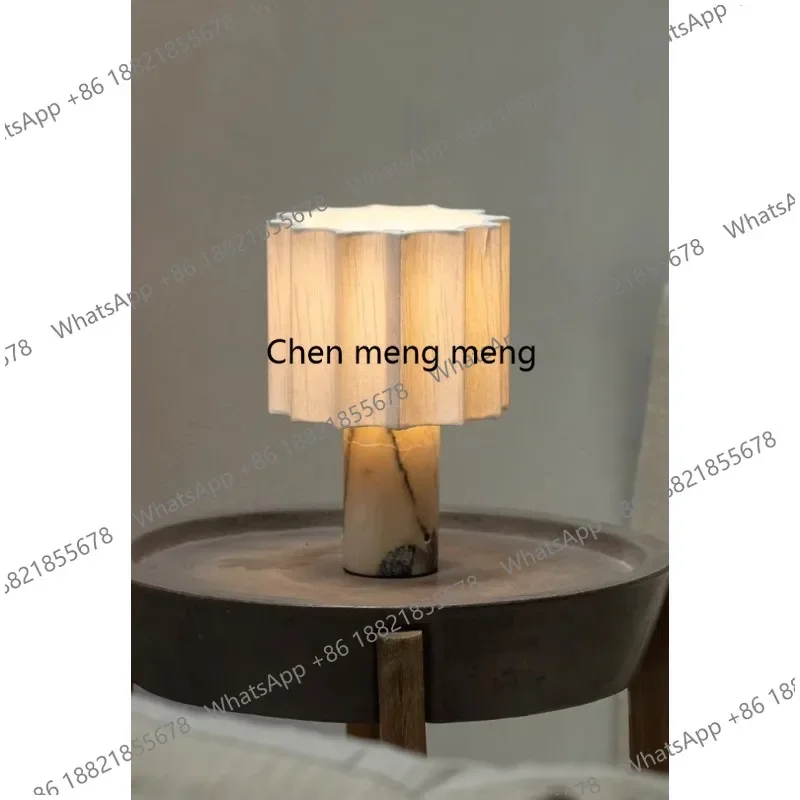 

Настольная лампа L185 Marble с функцией зарядки, современная и минималистичная, для гостиной, спальни, прикроватная, с функцией создания атмосферного освещения.