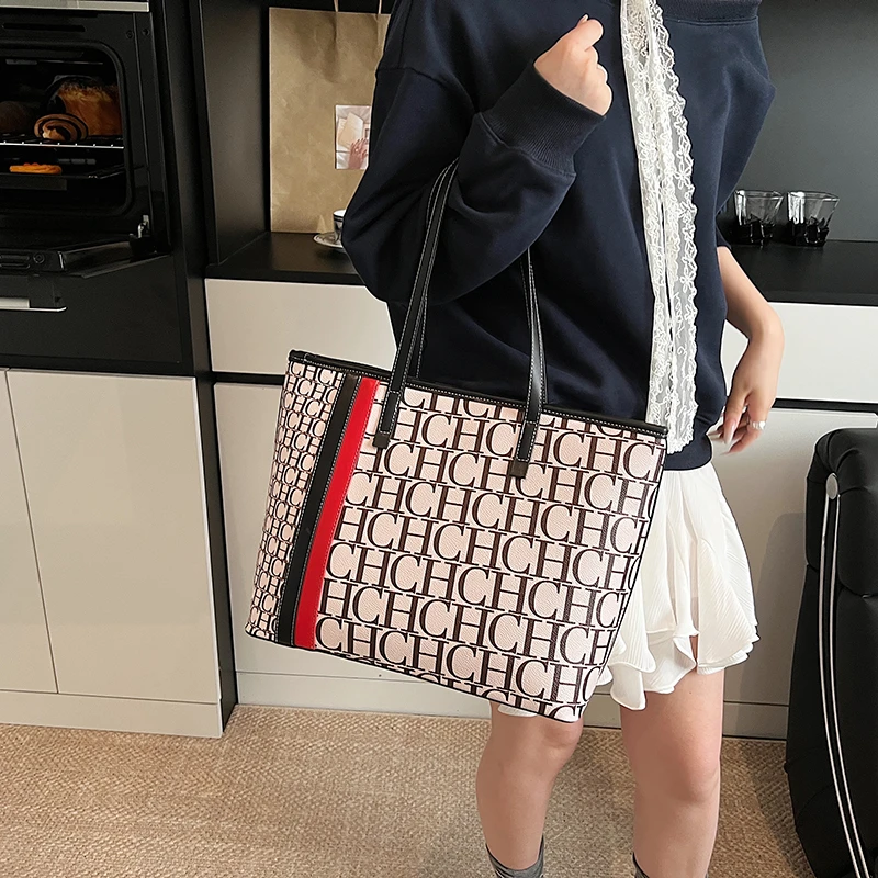 

Women Retro Maximalist Luxury Bag Large Capacity Unique Design Premium Leather Exquisite Texture for Daily Casual Use