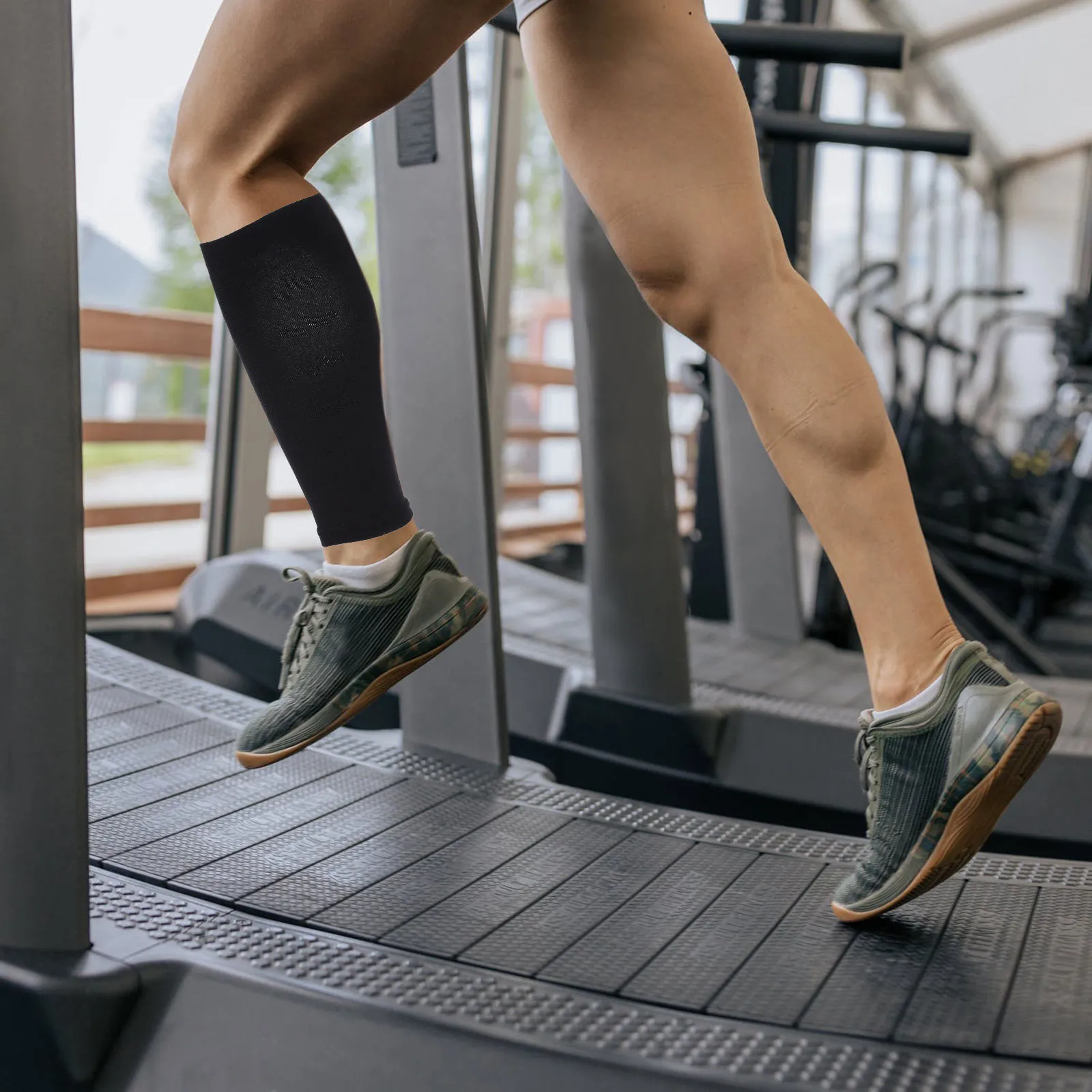 

1Pair Compression Socks Men Sleeves Mid-Calf Elastic Sports Socks Leg Support Relieve Fatigue Compression Stockings