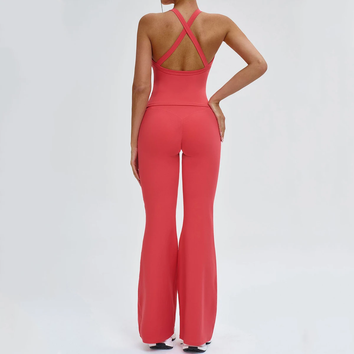 

Комплект из 2 предметов: женский спортивный топ-майка для фитнеса и йоги, амортизирующие леггинсы-клеш для бега, с красивой спинкой, спортивная одежда