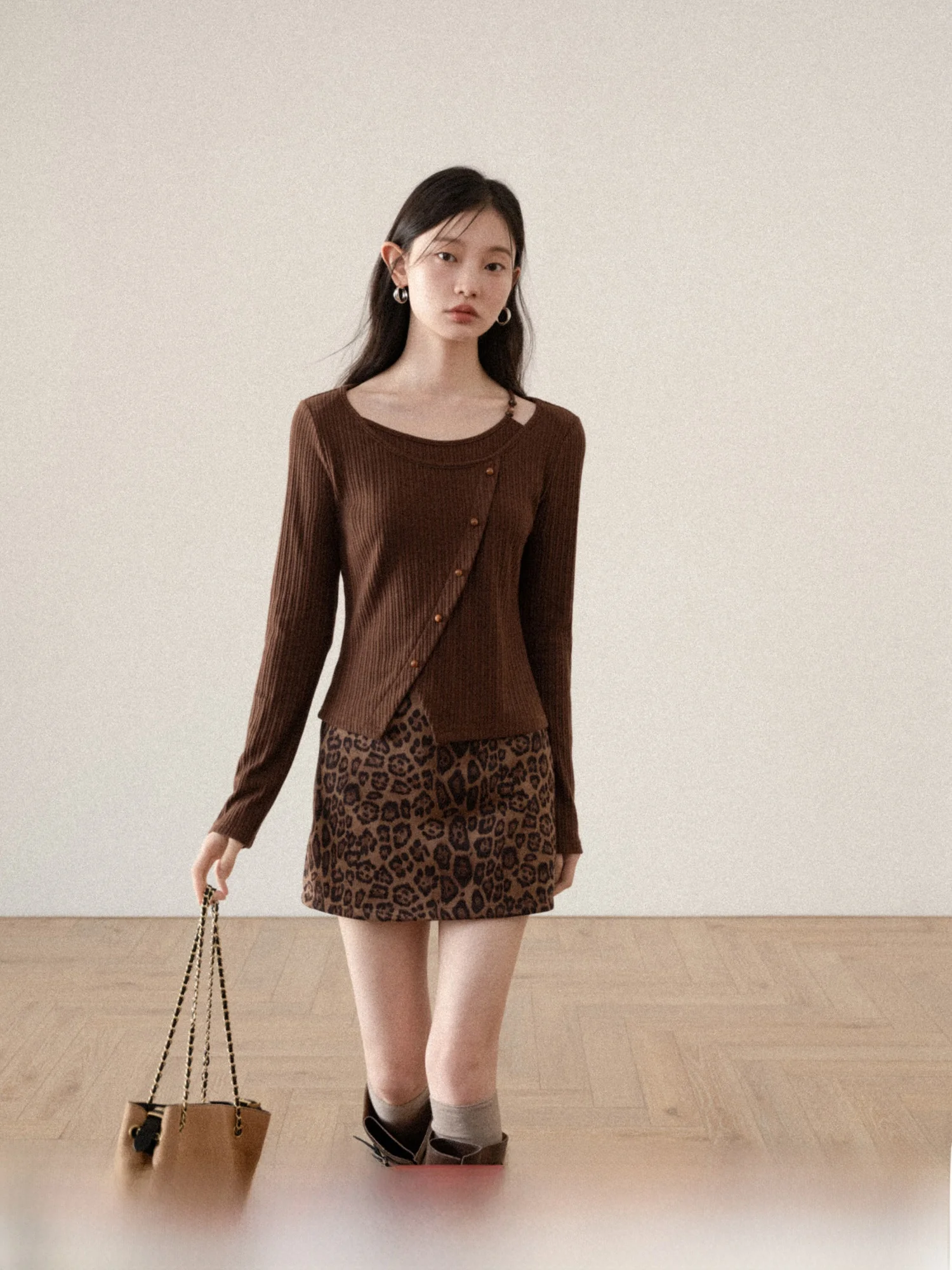 

Повседневная женская футболка с длинным рукавом, облегающий крой, имитация двухслойности, топ с высокой талией из эластичного волокна, зимний сезон, чистый хлопок