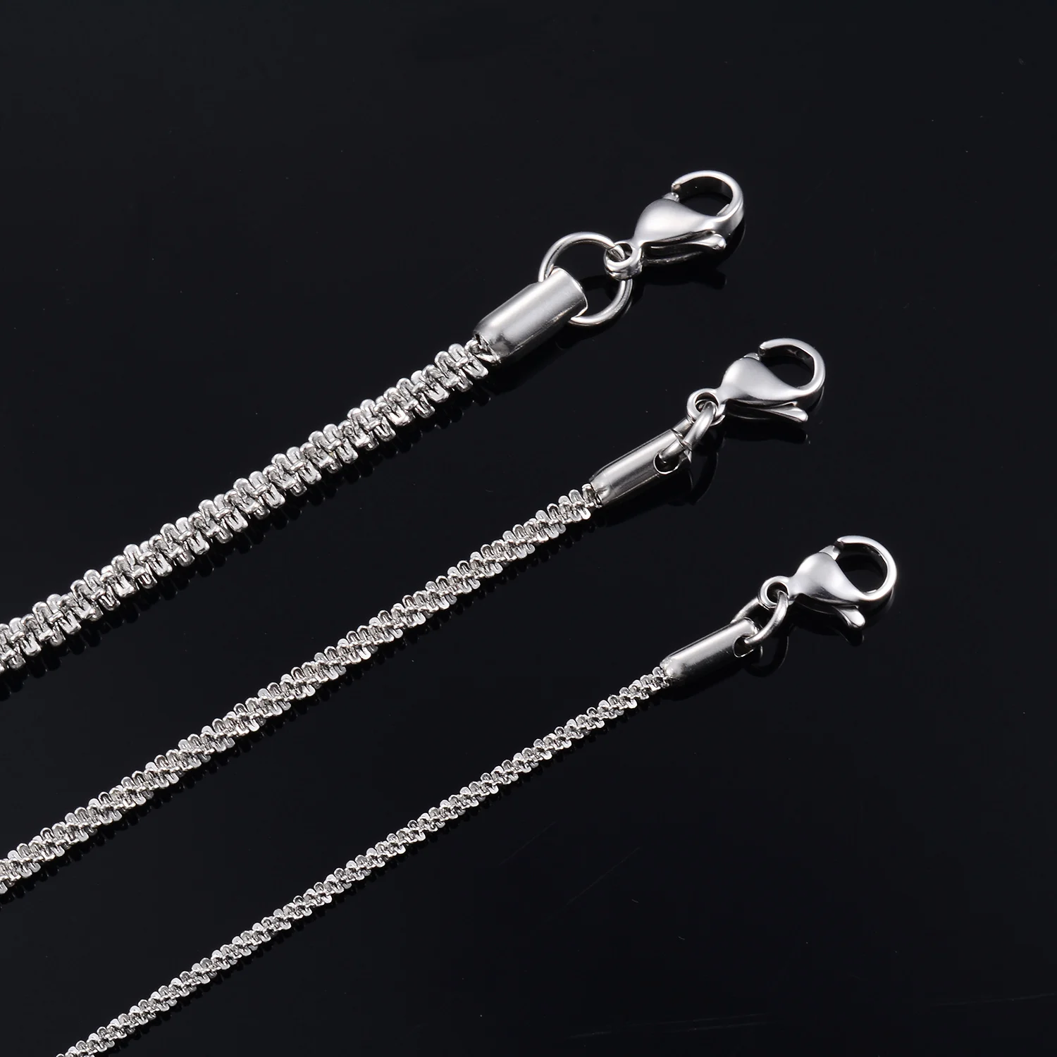 Glänzend versilberte Kohlrübenkette Fußkettchen aus Edelstahl, hochwertiger Schmuckzubehör für Frauen, Geschenk. – Detail 3