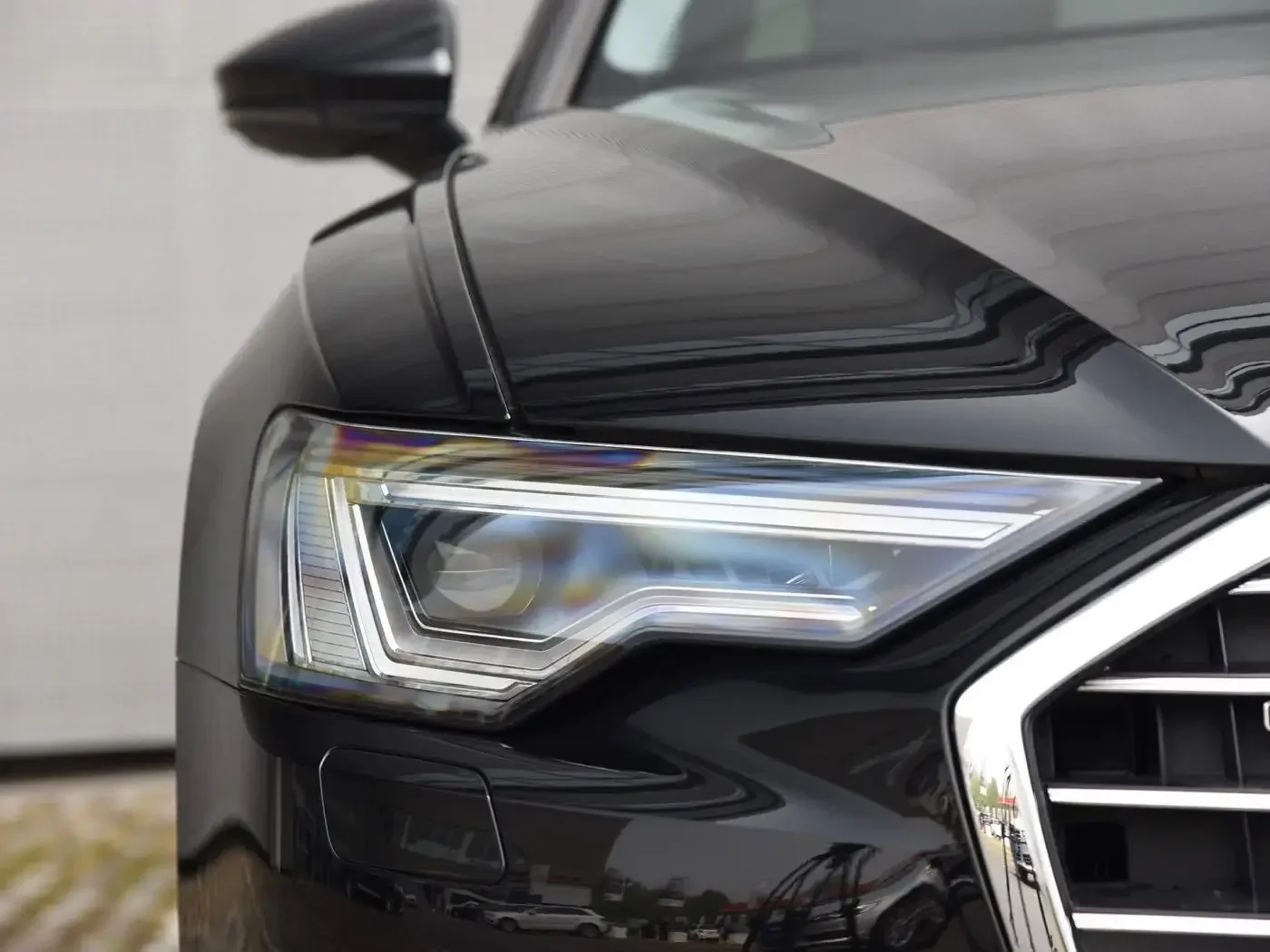 Suitable for Audi A6L C8 high definition matrix headlights Low matching modification Upgrade high matching OLED tail lights
