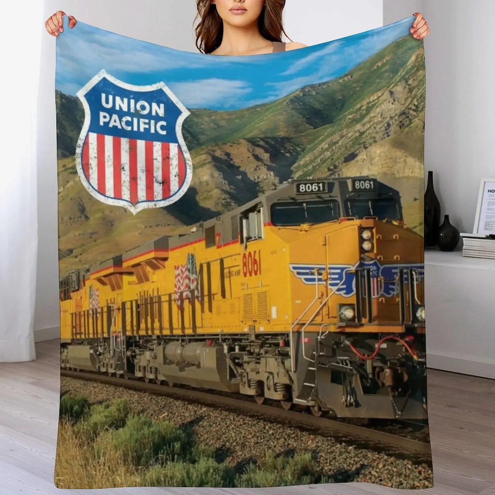 

Union Pacific (Distressed) Throw Blanket Nap Tourist Hairy warm for winter Blankets