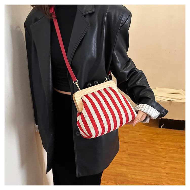 2023 Euro-America Style Women Bag tessuto di cotone Flap Ladylike Dot Hasp borse a tracolla morbide borsa MINI borsa borsa per telefono borse firmate
