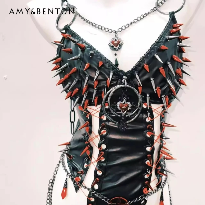 

Gothic Dark Punk Rock Rivet Hot Girl Women's Sling European American Design 2025 New Sexy Sweet Cool Heart Chain Vest Ladies