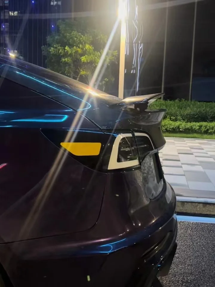 Yellow Turn signal Version Model 3y Venom Transparent Taillight Specially Customized