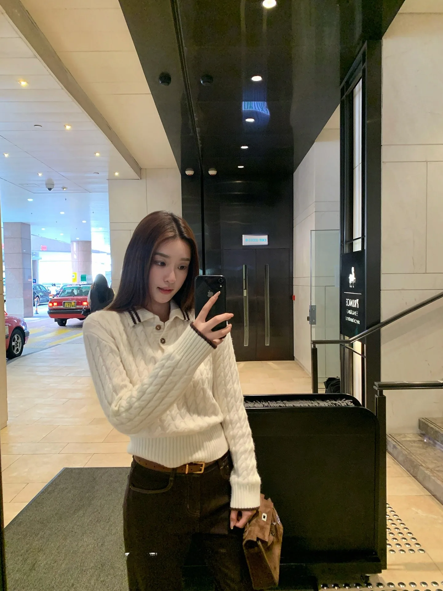 

Женский вязаный свитер с высоким воротником, повседневный, свободного кроя, осенне-зимний, универсальный, с узором «косы», короткий рукав