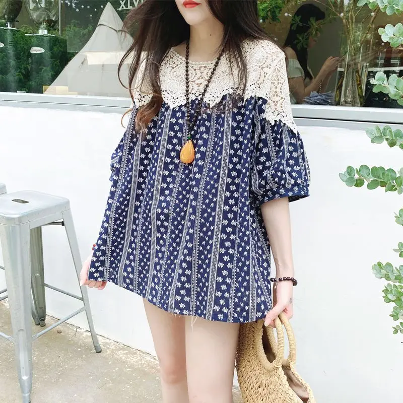 Mori Girl Style Vintage Broken Flowers Blouse Sweet Lace Spliced Female Clothing Casual Loose Summer Stylish Round Neck Shirt