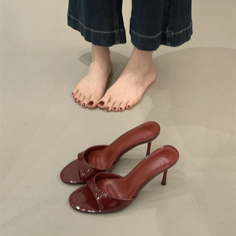Designer-Sommer-Slipper für Damen mit offenem Zehenbereich, modische Outdoor-Slipper, sexy dünne High Heels, Stripper-Bankett-Sommerschuhe für Damen