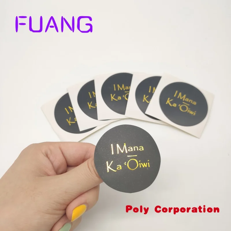 Prive Design Custom Gestanst Zelfklevend Papier Stickers Custom Goudfolie Bedrukt Merk Logo Sticker