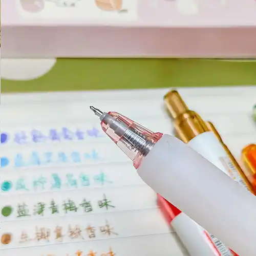 Imagen 2 del producto Juego de plumas de Gel de Color perfumado con fruta creativa, bolígrafo de escritura de tinta de secado rápido de 0,5mm, bolígrafos de papelería multifuncionales para estudiantes, 4 Uds.