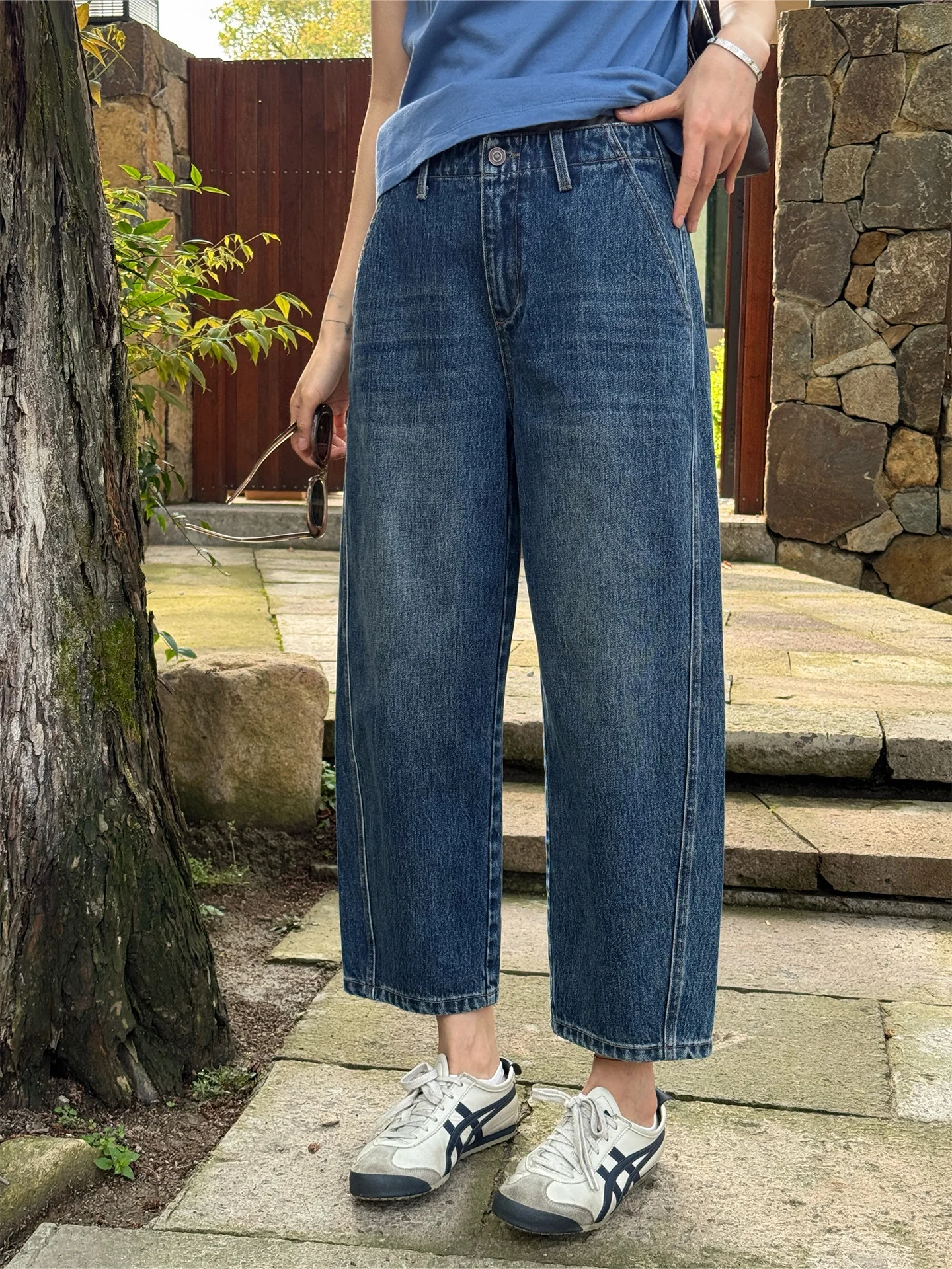 

Blue Washed Loose Straight Leg Jeans Women's Summer New Style Cotton Natural Waist Button Closure Straight Cut Jeans