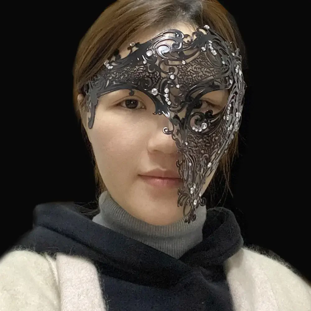 Adult Halloween Masquerade Half-Face Mask Metal Diamond Design One-Eyed Golden Hollow Eye Women's Eyewear