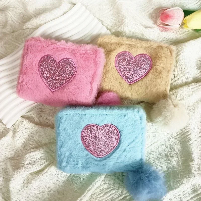 Koreańskie śliczne pluszowe portfele damskie haft w kształcie serca zamek błyskawiczny portmonetki dziewczęce etui na karty Kawaii kopertówki z