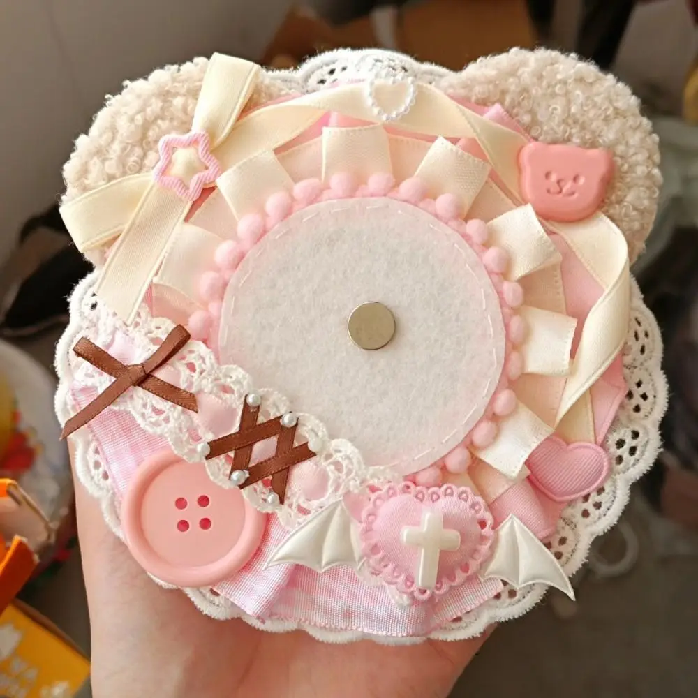 Fashion DIY Cute Badge Holder Luxury Cartoon Bear Anime Pins Display Base Lacework Kawaii Badge Decoration Tray Fans Chasing
