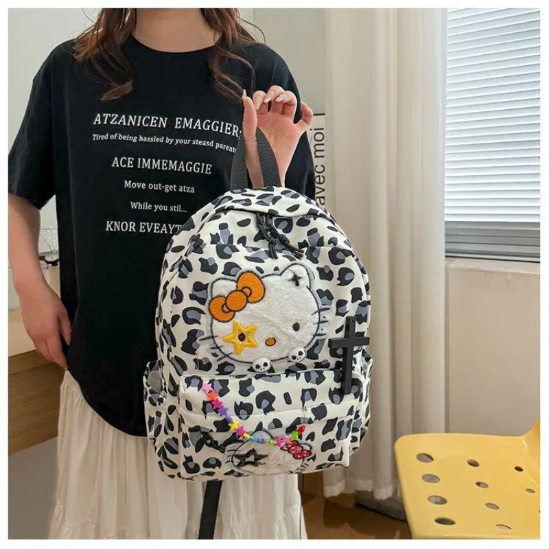 Sanrio tas ransel sekolah murid, tas punggung bantalan bahu kasual ringan dan kapasitas besar, kartun lucu, tas sekolah murid Hello Kitty