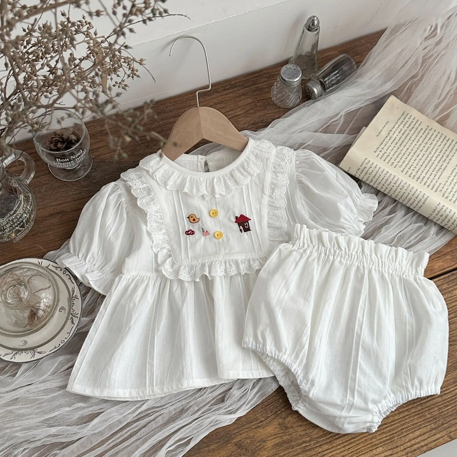 

2026 Summer New Baby Girl Short Sleeve Clothes Set Girls Cute Embroidery Lace Tops + Shorts 2pcs Suit Toddler Cotton Outfits