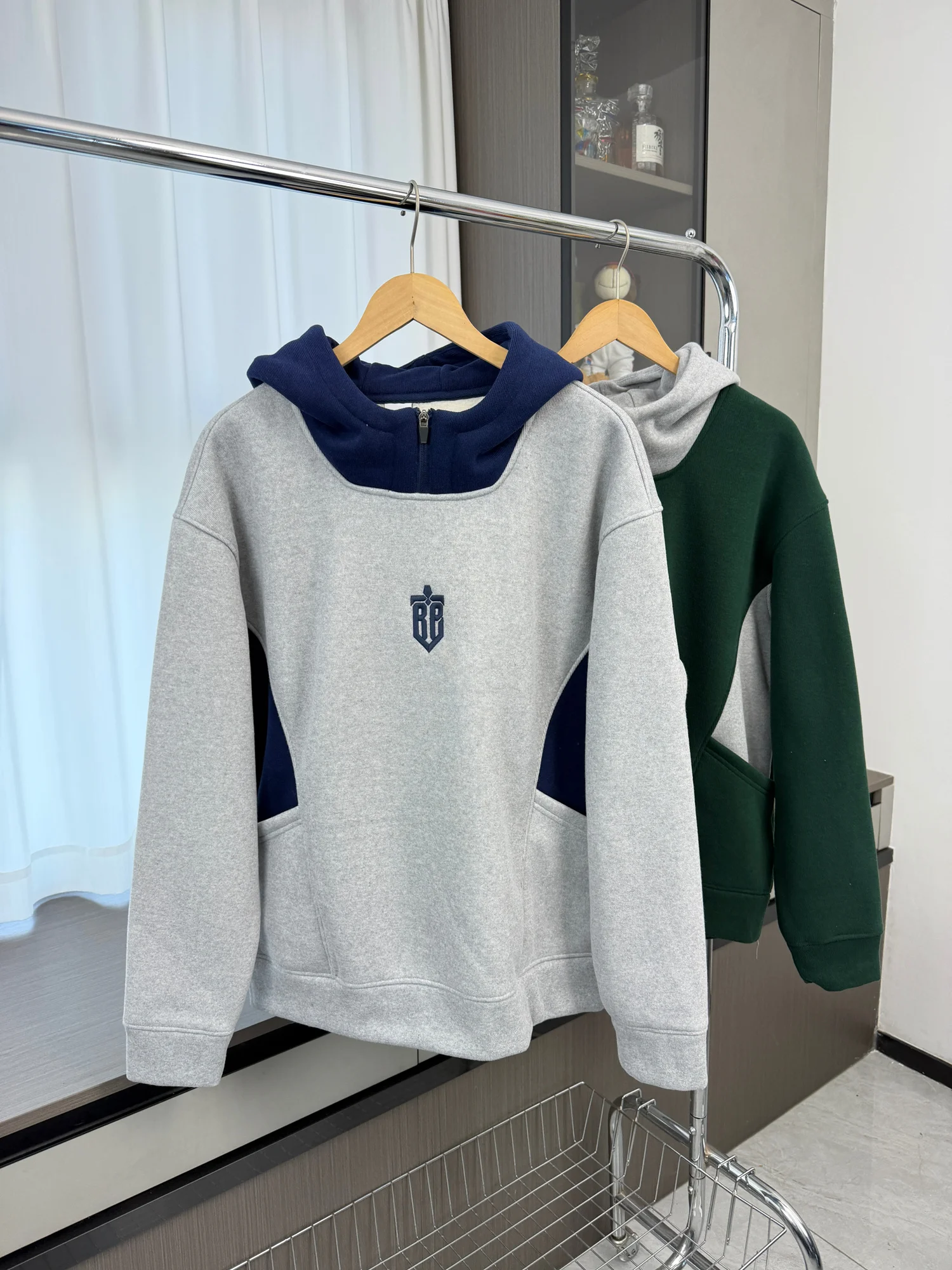 

Retro American Sle Hoodie Men's Faion Urban Autumn Winter Thiened Lamb Velvet Patchwork Fce Lined Hooded Sweatirt