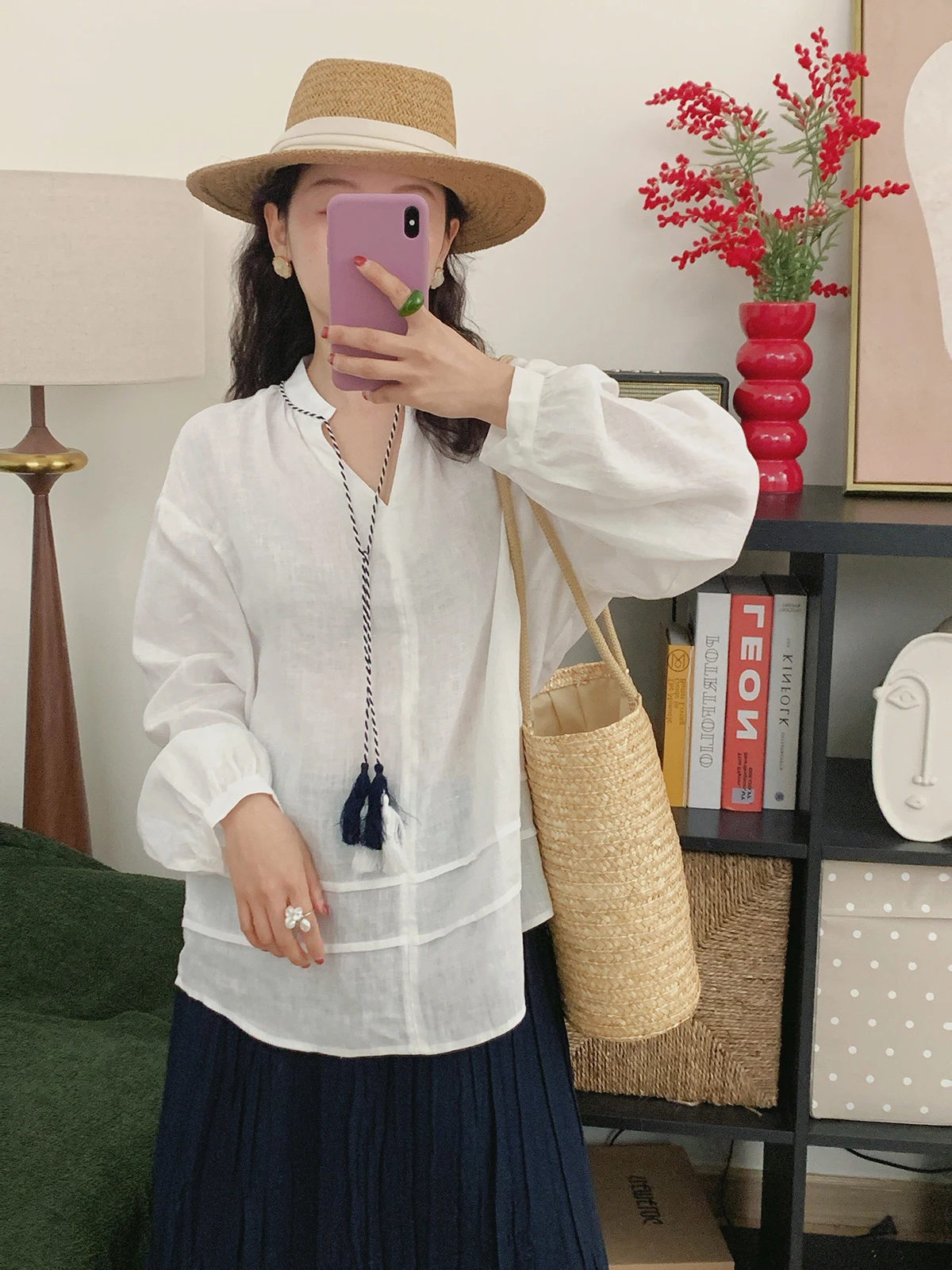 

Экологичная льняная женская свободная блузка с длинным рукавом-фонариком, V-образным вырезом, в винтажном стиле, белая, повседневная, модная, весна 2025