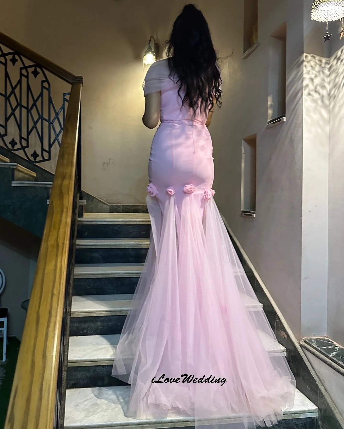 الوردي قبالة الكتف فساتين لحضور الحفلات الموسيقية تول أنيقة فستان حفلات الزفاف للنساء ضيف ثلاثية الأبعاد زهرة حورية البحر فساتين رسمية مخصصة