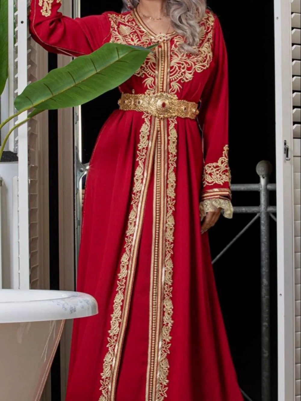فستان سهرة مغربي برقبة على شكل حرف v عربي أحمر على شكل حرف a فستان زفاف قفطان دانتيل مزين بطول الأرض فستان مخصص رداء De Mariée