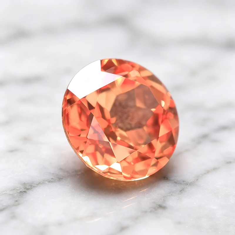Hochwertiger Labor-Saphir in Orange, Rundschliff, Edelstein für Fortgeschrittene Schmuckherstellung von Ringen und Ohrringen, mit Wählbarem Zertifikat – Detail 4