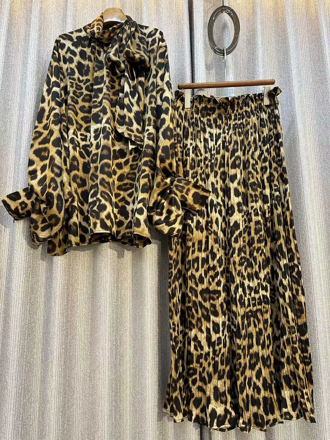 

Retro Elegant print bow collar pullover shirt two-piece set 2024 Autumn New Loose Women's Casual Wide-leg Pants Fashion Suit