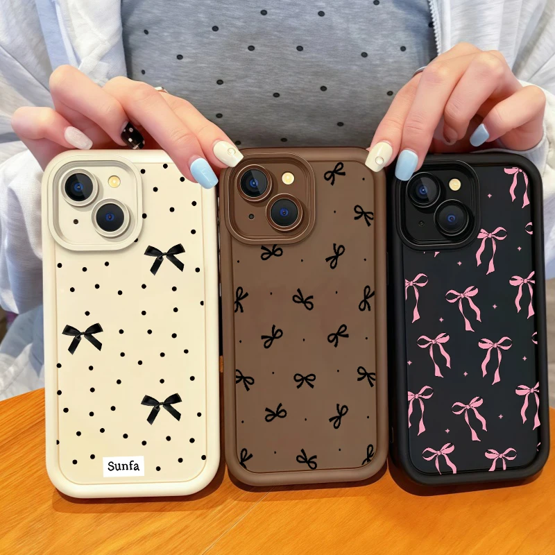 Polka Dot Bow Phone…