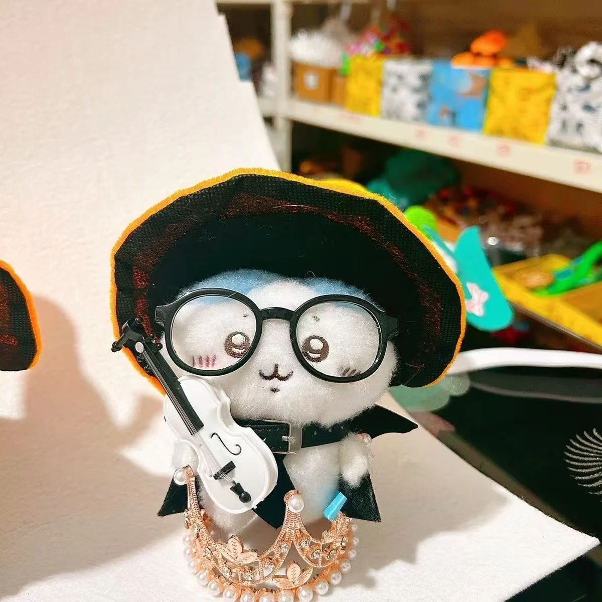 Śliczny Chiikawa Hachiware Usagi Śliczna seria skrzypiec na Halloween zdejmowany, pluszowy brelok do plecaka na prezenty dla dzieci
