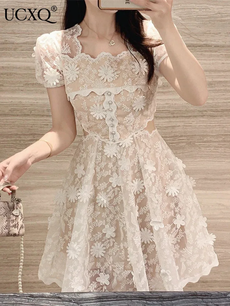 

UCXQ Vintage Short Dress Fairy Style Hollow Out Square Neck Lantern Sleeves Beading Fashion Dresses Women 2024 Spring Summer 976