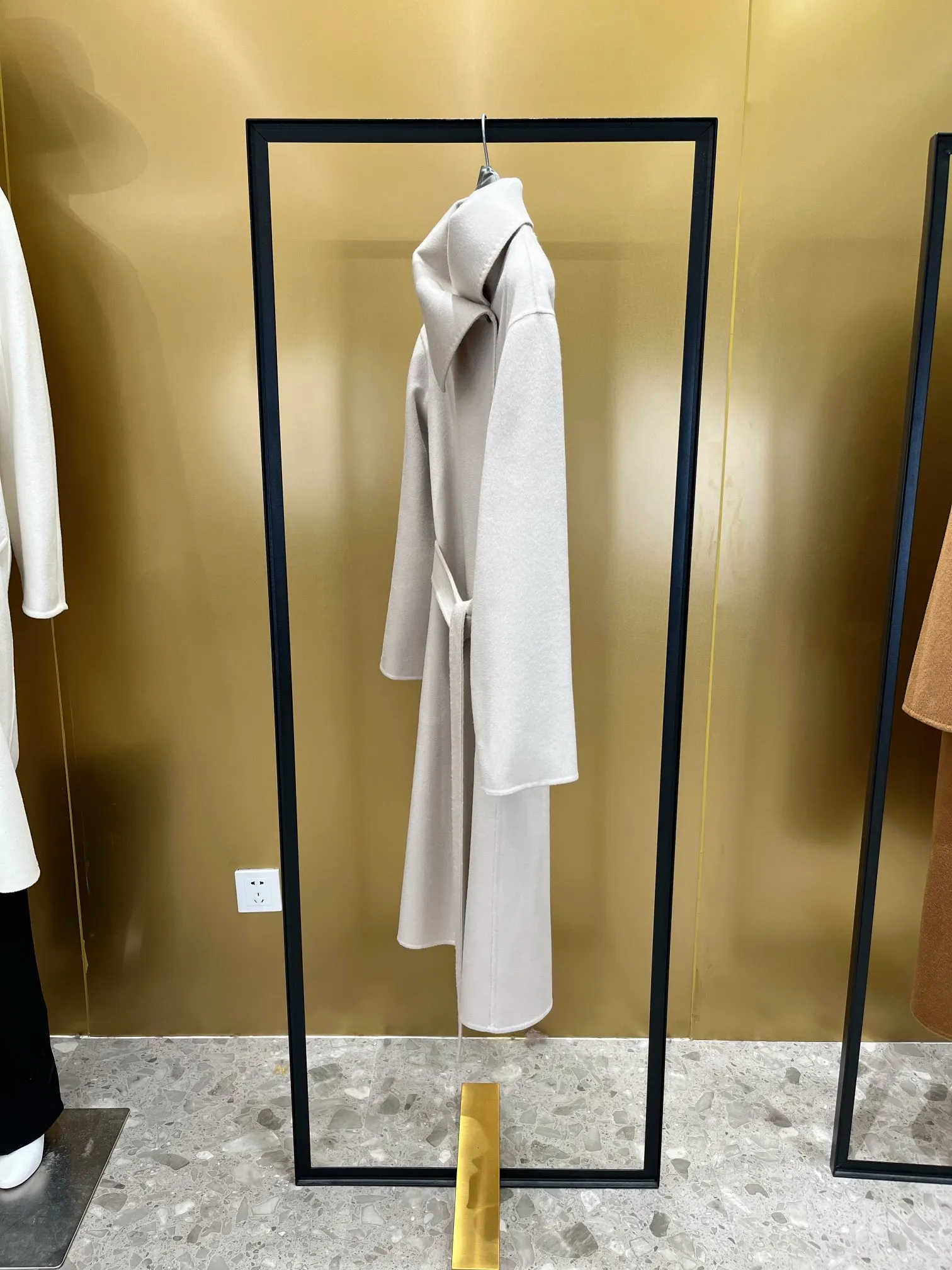 Women's Elegant Autumn/Winter Wool Coat with Tulip Collar and Self-Tie WaistNO.39