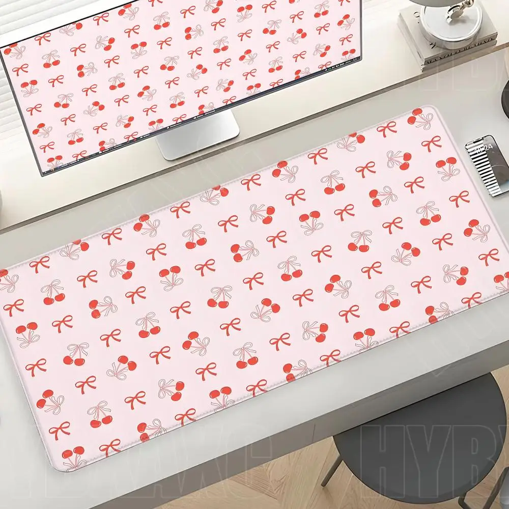 

Розовый клубничный милый настольный коврик Розовый вишневый настольный коврик для игрового стола Большой настольный коврик Настольные аксессуары Домашний офис Клубника Подарок