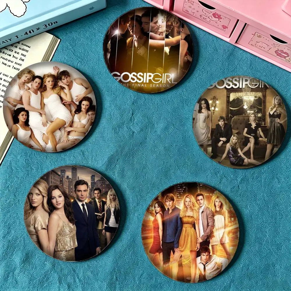 G-Gossip Girl TV SERISE 25 32 44 58 75mm Badges Personalized Round Brooches Pins Accessory Gift