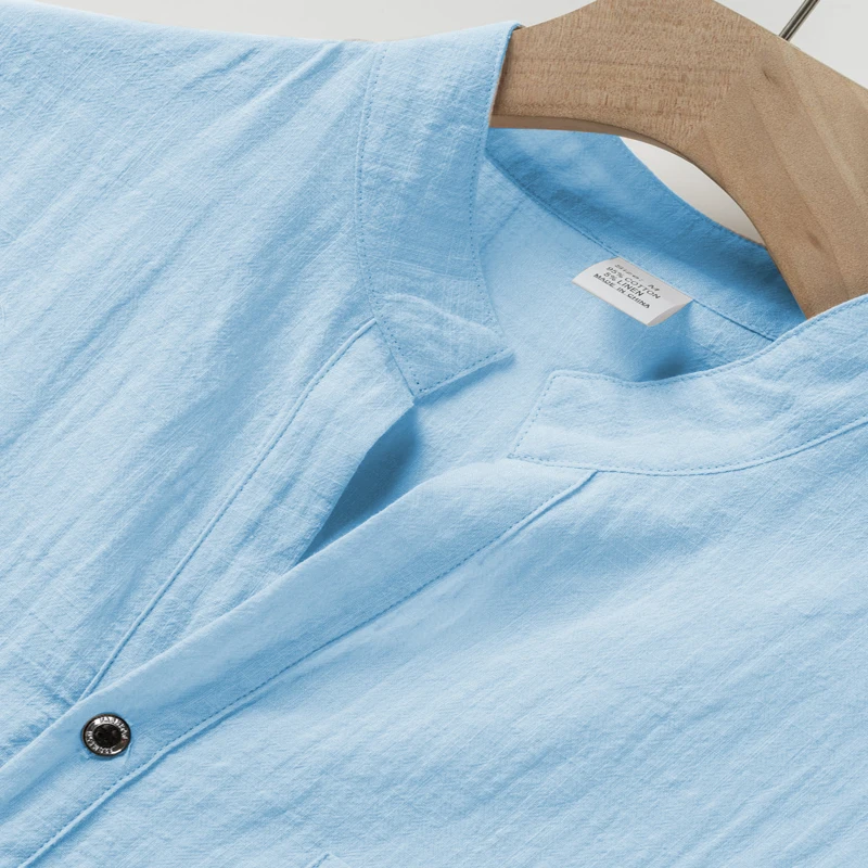 Herren-Henley-Shirt mit Stehkragen, Kurzarm, Baumwoll-Leinen-Mischung, Brusttasche, Atmungsaktiv, Sommer, Alltag, Reise, Strand, Freizeit-Oberteil – Detail 5