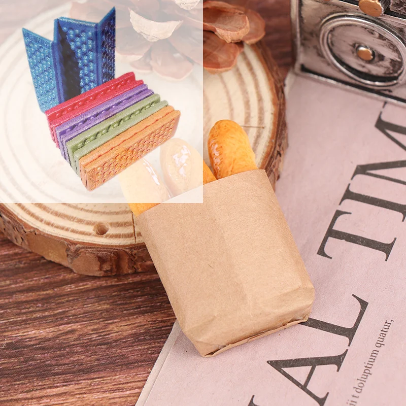 

1Pc New New1:12 Dollhouse Miniature bread Dolls Kitchen Food Accessories Simulation Toys