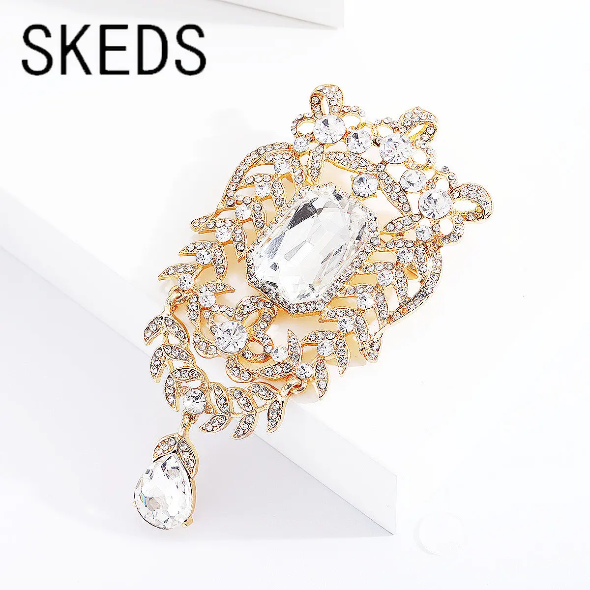 

SKEDS Exqusisite Women Luxury Vintage Baroque Rhinestone Pendant Big Size Brooches Pins Retro Palace Boutique Badges Buckle Gift