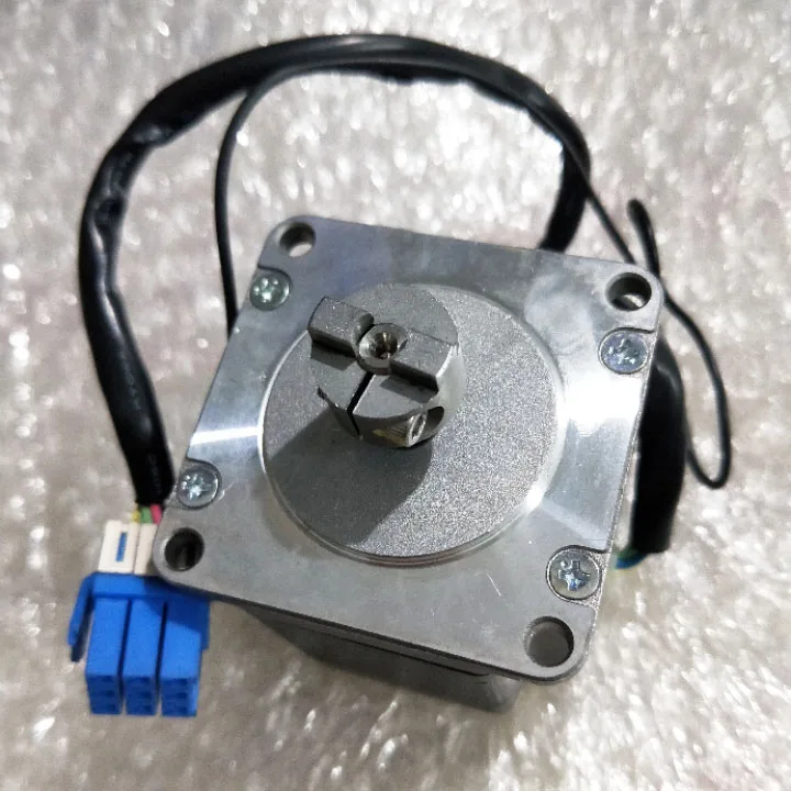 

Серводвигатель VEXTA PK266-01A PKP266D28A PK556-A PK556NAW PK556-NA PK264MA PK243D23A SMK237A-A PKP268D28A