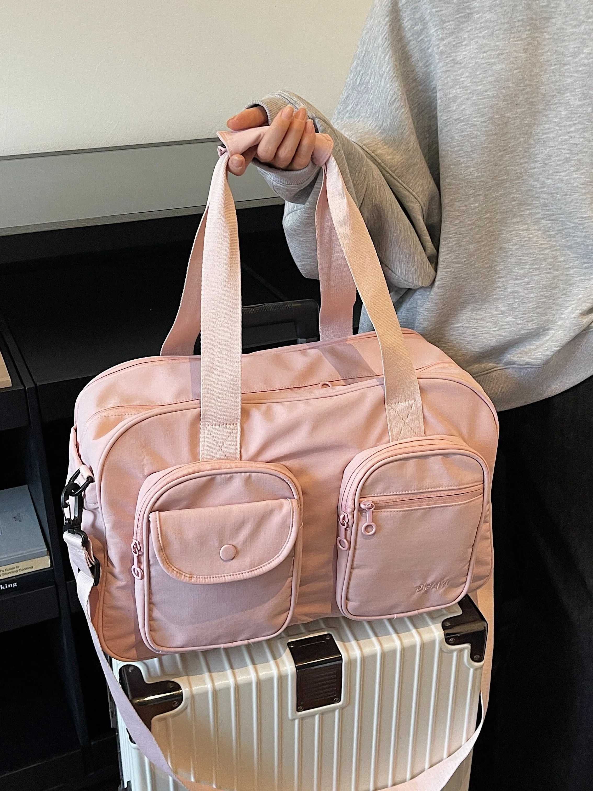 large-capacity-portable-travel-bag-women's-handbag-fashion-sports-fitness-yoga-bag-outdoors-storage-bag-nylon-material