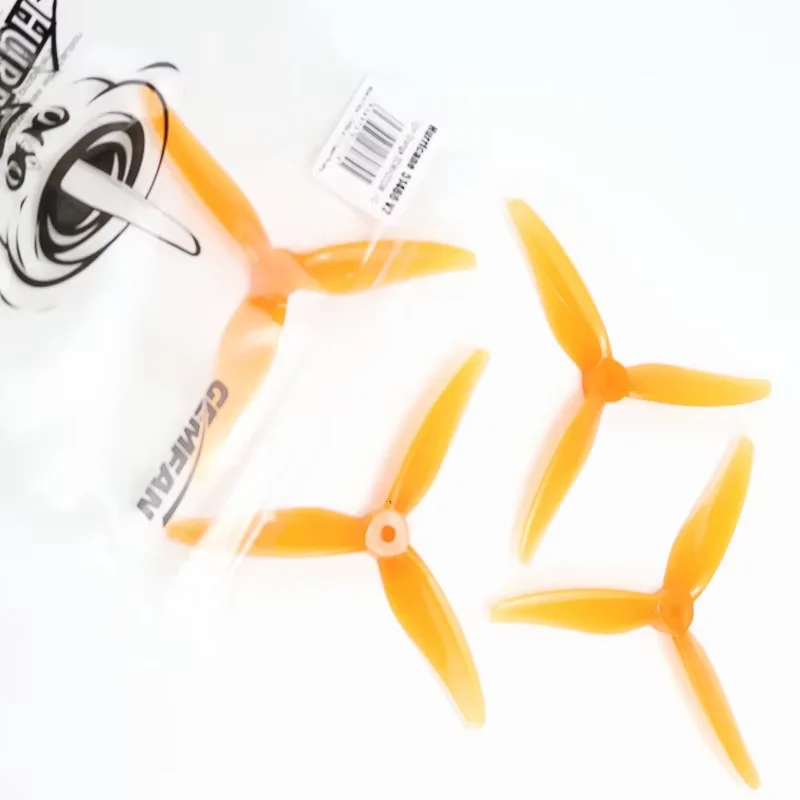 ใบพัด GEMFAN 51466 V2 แบบสามใบพัด ขนาด 5 นิ้ว แข็งแรง ทนทานต่อการระเบิด รวดเร็วยิ่งขึ้น สำหรับเครื่องบินบังคับวิทยุ