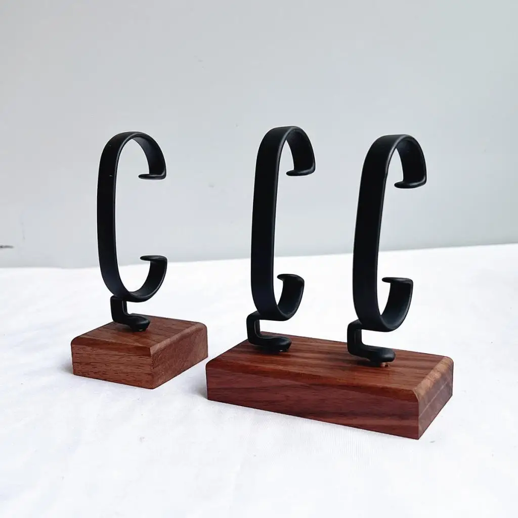 C Shape Watch Display Stand Shops Watch Stand for Countertop Shop Showcase