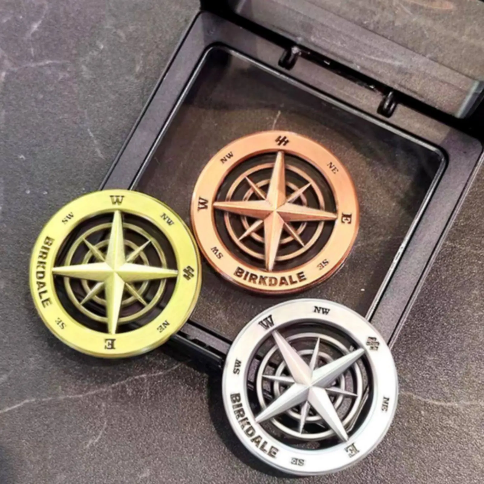 Compass Golf Marker Fashion Design Hollow Golf Ball Marker Sports Accessory Unique Design Portable Size for Putting Green view 6