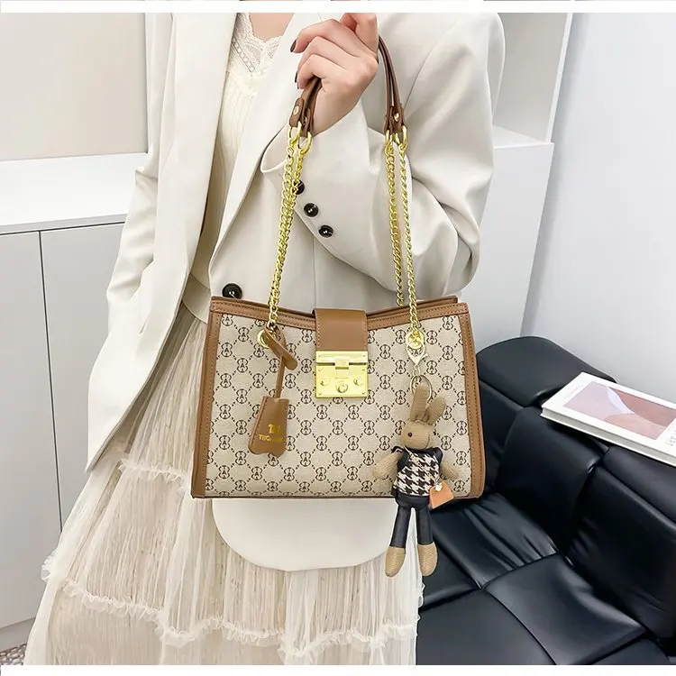 

2025 Модная женская большая сумка с принтом большой вместимости — новый стиль, модная, ретро, повседневная сумка на цепочке, стиль плеч и подмышки