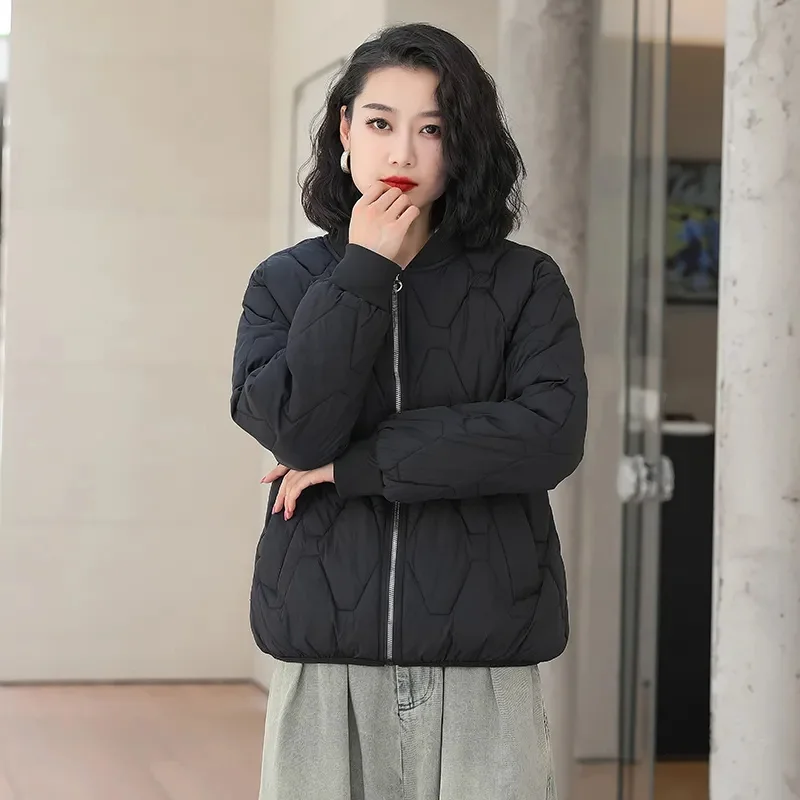 

Зимняя новинка 2026: Утепленная хлопковая куртка женская, короткая, свободного кроя, повседневная, теплая, пуховая, в стиле корейской тонкой бейсбольной формы, верхняя одежда