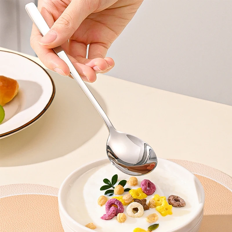 Set di posate portatili da 3 pezzi Bacchette cucchiaio in acciaio inossidabile 304 con custodia per regalo di Natale Stoviglie da esterno carine