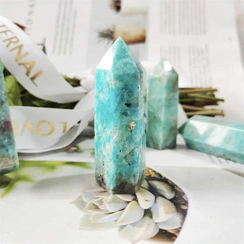 Torre de cristal natural de amazonita y mica, mineral asociado, decoración estética para el hogar, idea de regalo etéreo de cristal, piedra curativa.