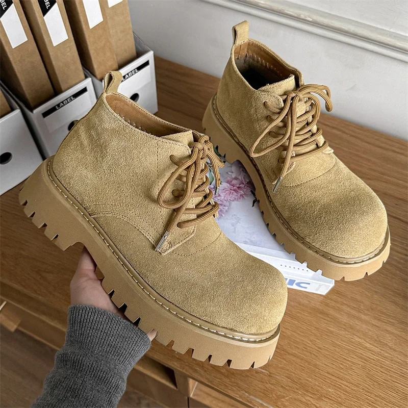 Męskie buty casual z dużym okrągłym noskiem, wysokiej jakości, brązowa skóra nubukowa, gruba podeszwa, modne buty skórzane męskie na pokaz mody, rozmiary 44 45 46