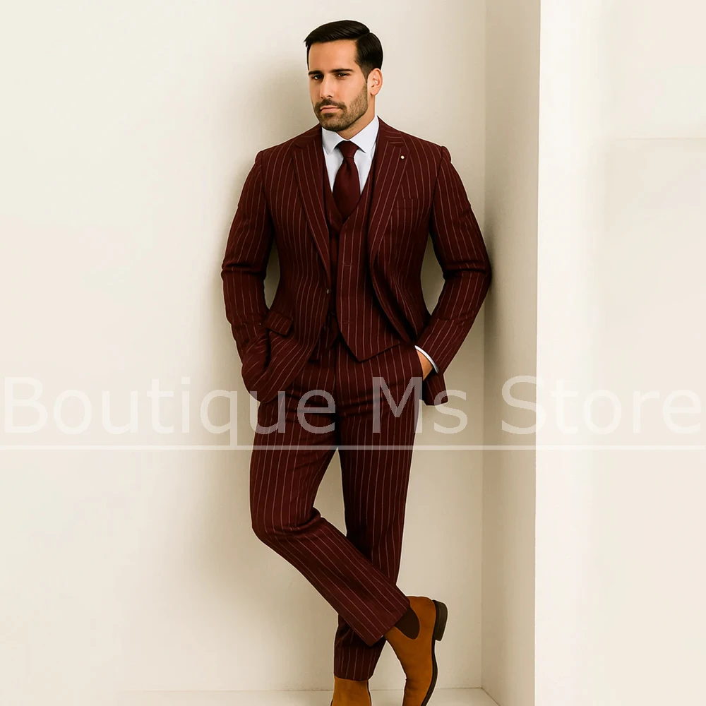 

Burgundy Pinstripe Men Suits 3 Piece Chic Single Breasted Formal Attire for Wedding Party Business Occasions Slim Male Suit
